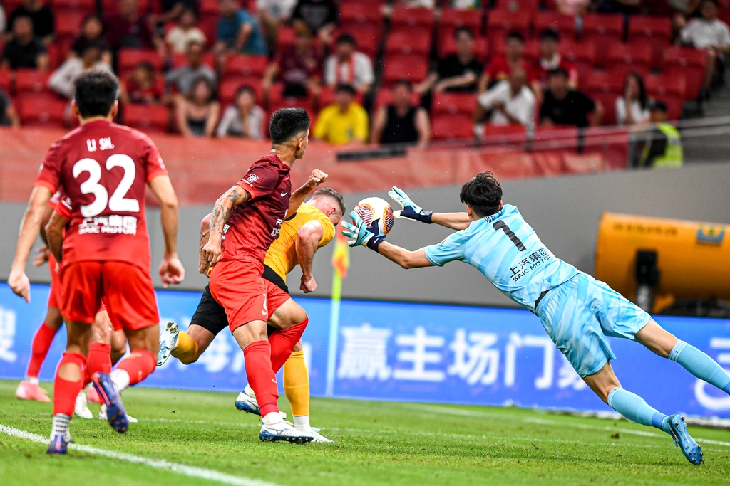 开云下载包含里程碑夜上海海港造点机会，足总杯清晨刷纪录，态度坚定，年轻球员得到机会的词条