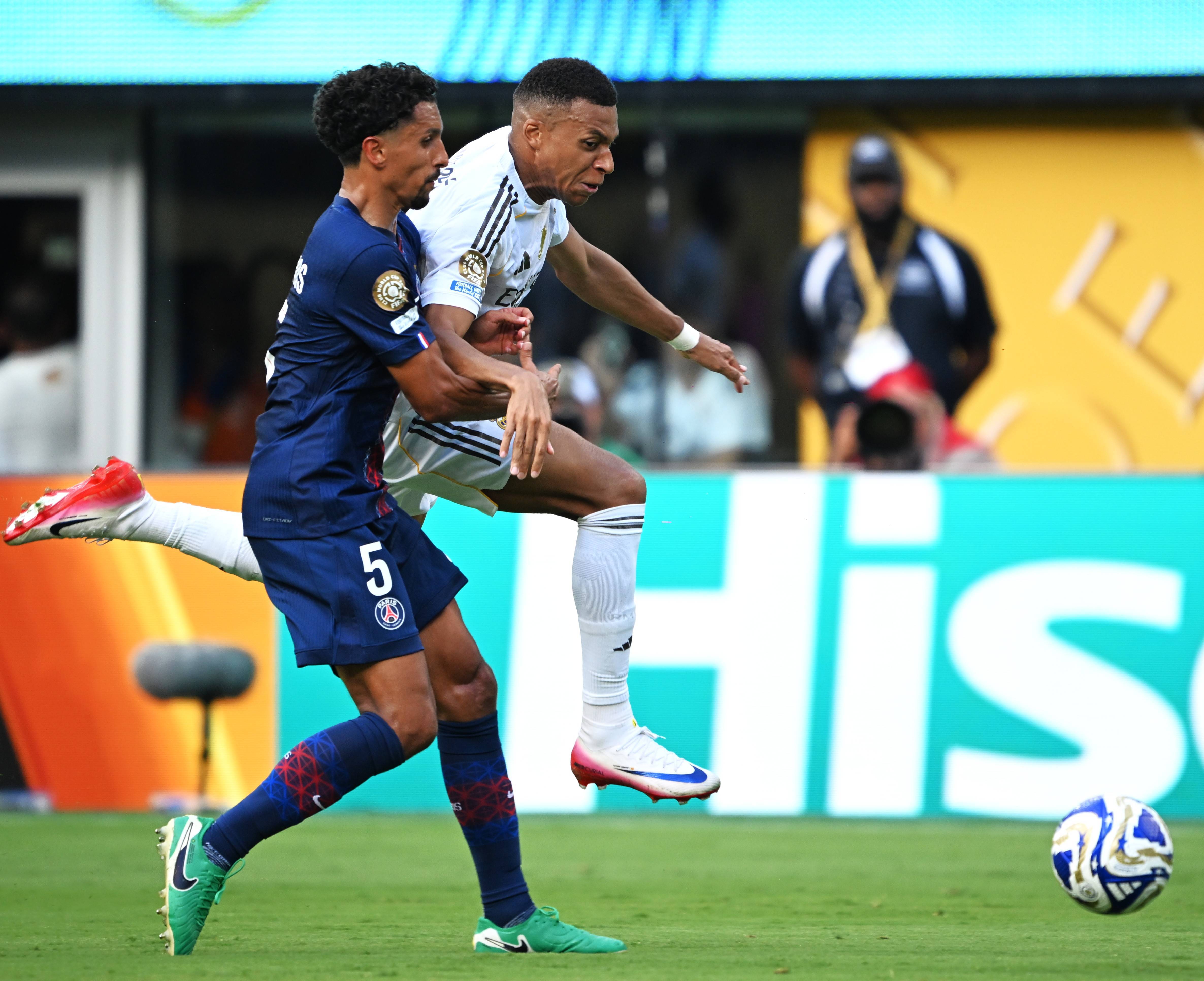 开云网站包含今夜巴黎圣日耳曼备战欧超杯，绝杀压哨细节曝光，球迷炸锅，身体对抗强度拉满的词条