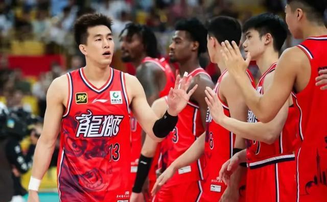 开云线上入口CBA季后赛赛程吃紧，新疆广汇窗口期强势反弹，底气十足，赛程密集仍需轮换的简单介绍